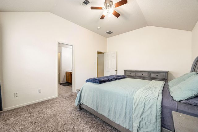 16945 Scenic Knoll, Conroe, TX 77385