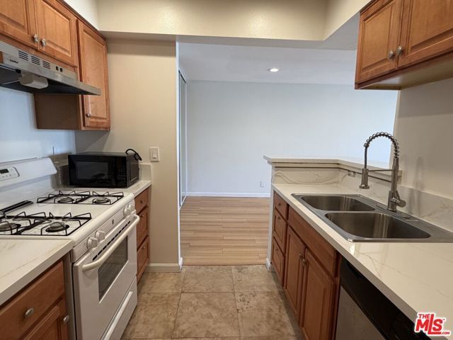 1118 Valencia Street 219, Los Angeles, CA 90015