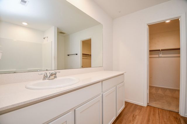 1460 Twilight Green Dr, Katy, TX 77493