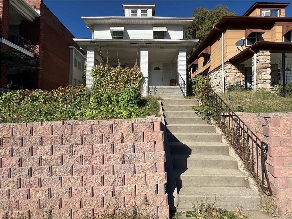 3706 Saint John Avenue, Kansas City, MO 64123