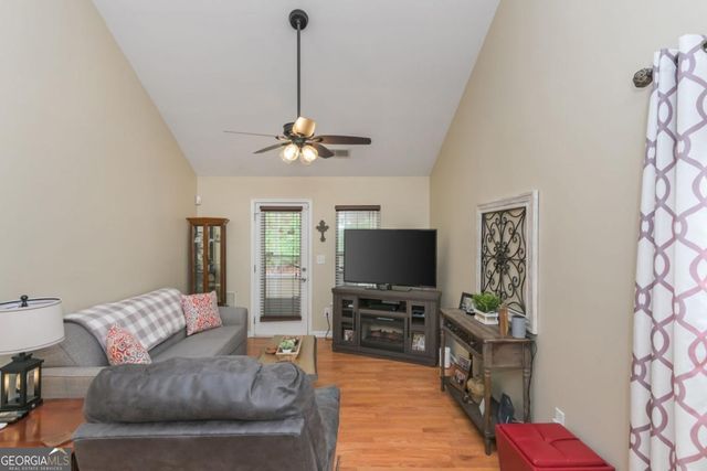 126 Oakview Passage, Canton, GA 30114