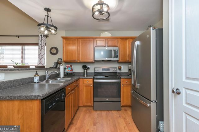 126 Oakview Passage, Canton, GA 30114