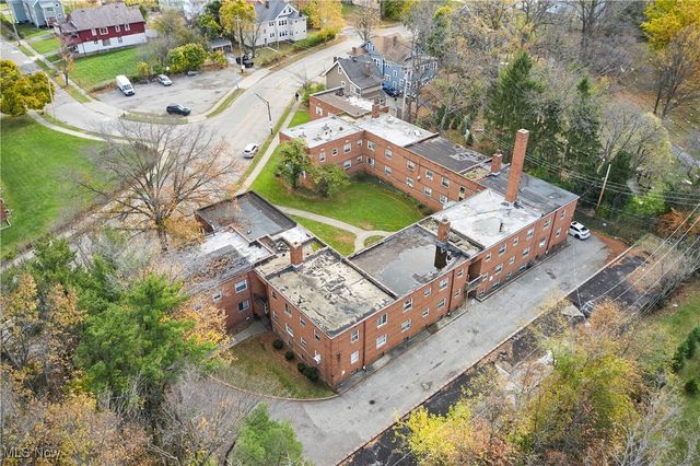 1608 Coventry Road, East Cleveland, OH 44118