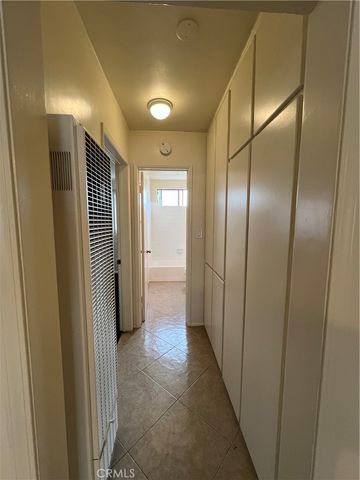 535 E Hazel Street 4, Inglewood, CA 90302