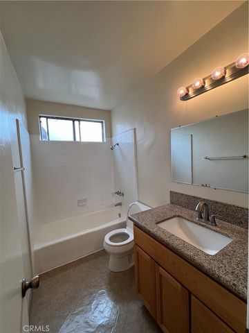 535 E Hazel Street 4, Inglewood, CA 90302
