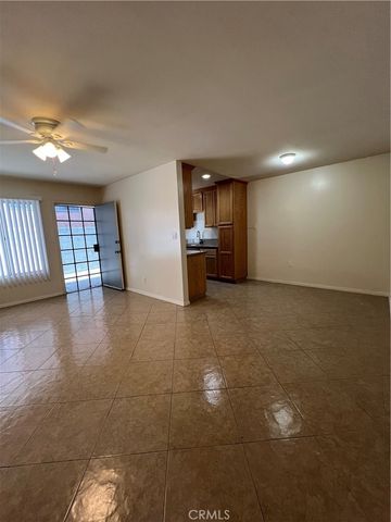 535 E Hazel Street 4, Inglewood, CA 90302