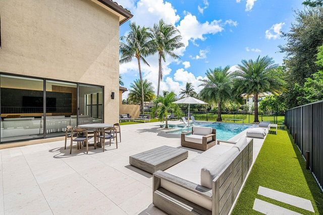 16491 Gateway Bridge Drive, Delray Beach, FL 33446