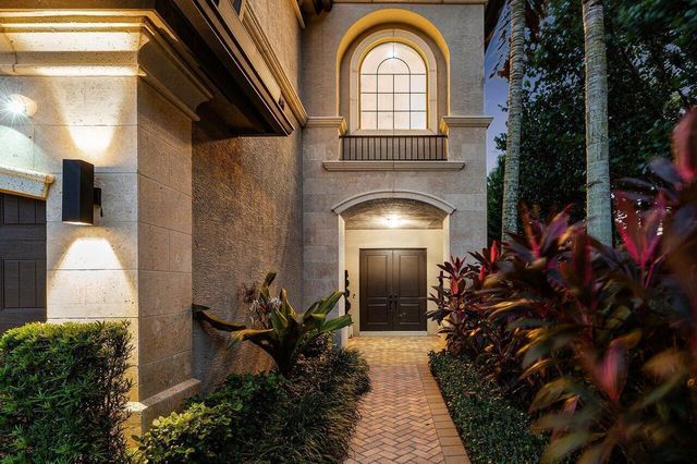 16491 Gateway Bridge Drive, Delray Beach, FL 33446