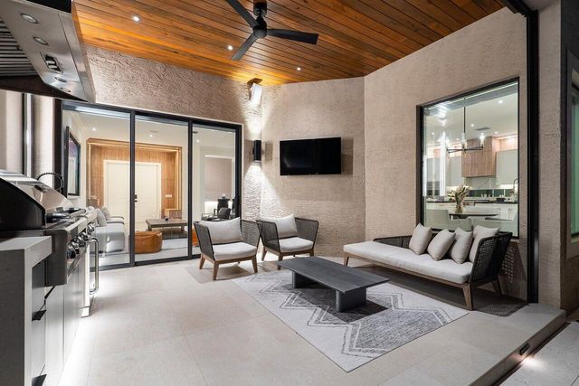 16491 Gateway Bridge Drive, Delray Beach, FL 33446