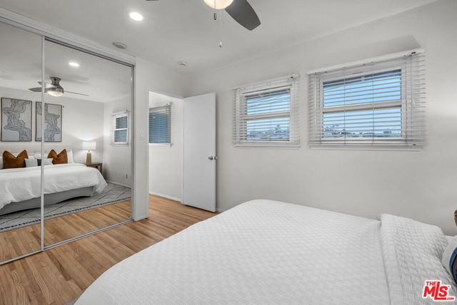 7203 Earldom Avenue, Los Angeles, CA 90293