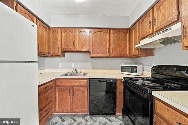 169 PARKER AVE, Philadelphia, PA 19128