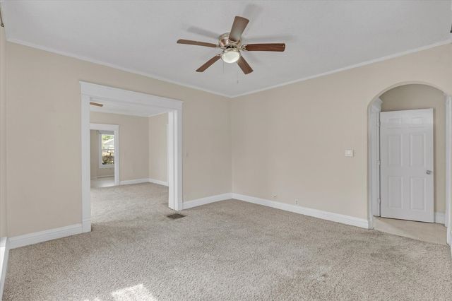 349 10th Street, Moline, IL 61265