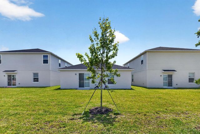 5876 NW Sweetwood Drive, Port St. Lucie, FL 34987