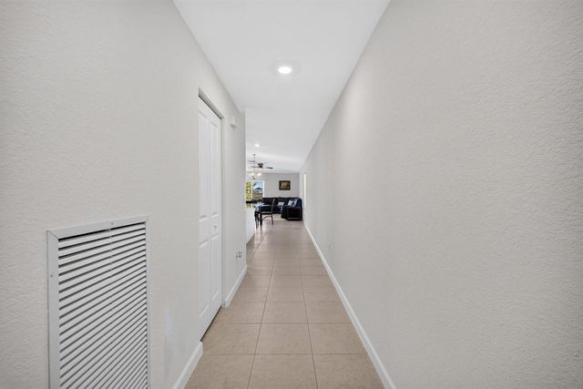5876 NW Sweetwood Drive, Port St. Lucie, FL 34987
