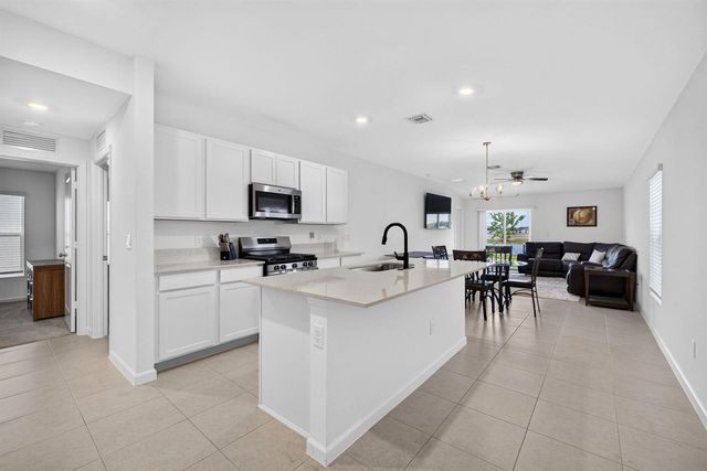 5876 NW Sweetwood Drive, Port St. Lucie, FL 34987