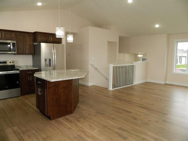 2104 6th Avenue NE, Kasson, MN 55944