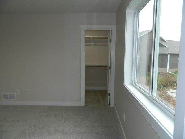 2104 6th Avenue NE, Kasson, MN 55944