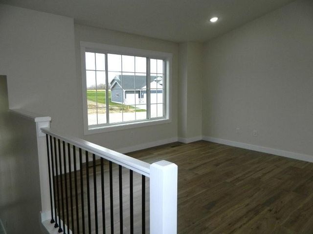 2104 6th Avenue NE, Kasson, MN 55944