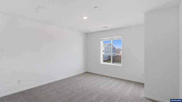 1473 Laura Vista Dr NW, Albany, OR 97321