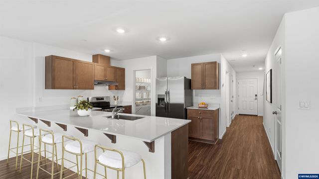 1473 Laura Vista Dr NW, Albany, OR 97321