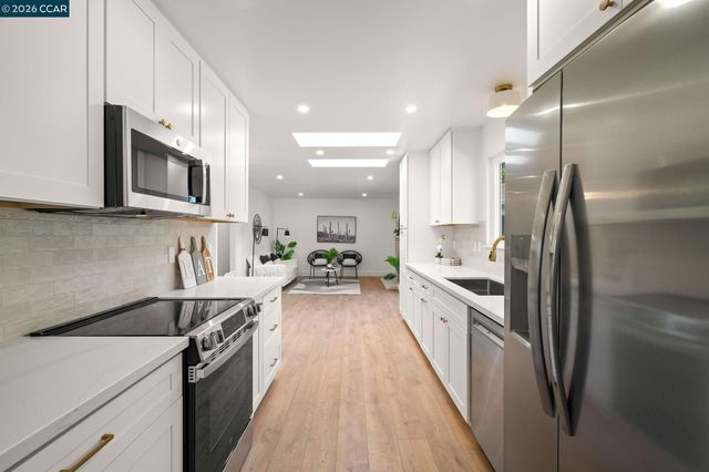 3959 Chestnut Ave, Concord, CA 94519