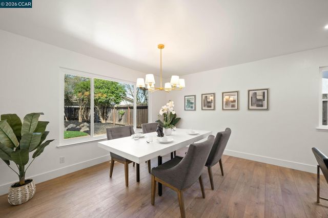 3959 Chestnut Ave, Concord, CA 94519