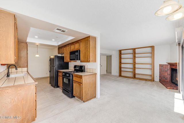 9960 Owensmouth Avenue 7, Chatsworth, CA 91311