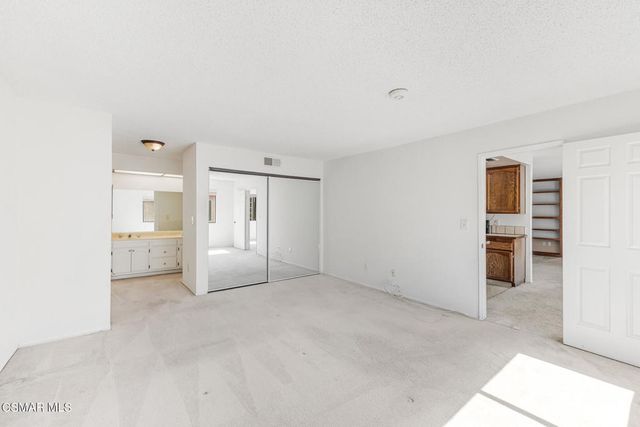 9960 Owensmouth Avenue 7, Chatsworth, CA 91311