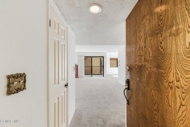 9960 Owensmouth Avenue 7, Chatsworth, CA 91311