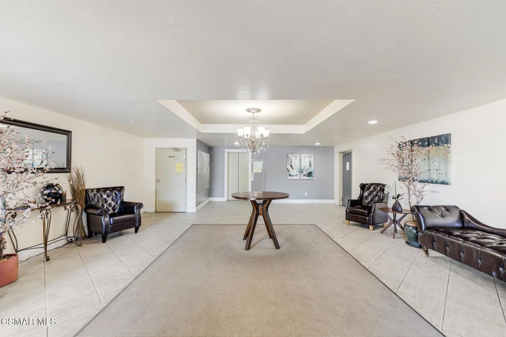 9960 Owensmouth Avenue 7, Chatsworth, CA 91311 — photo 3