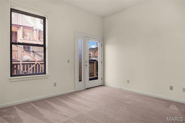 2211 Menard Street, St Louis, MO 63104