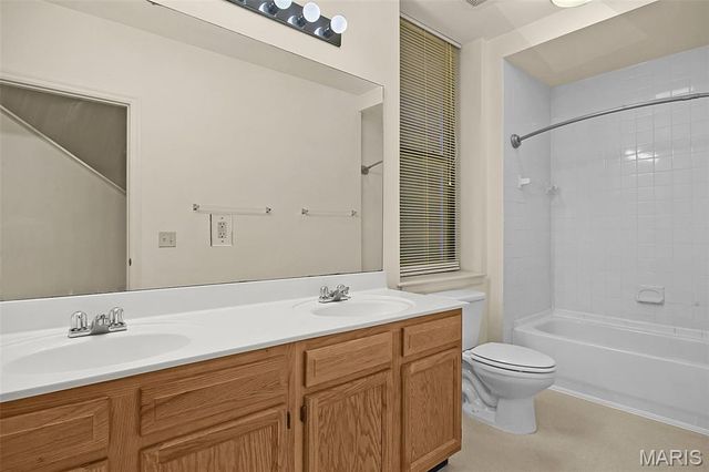 2211 Menard Street, St Louis, MO 63104