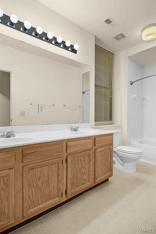 2211 Menard Street, St Louis, MO 63104