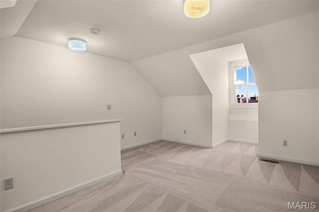 2211 Menard Street, St Louis, MO 63104