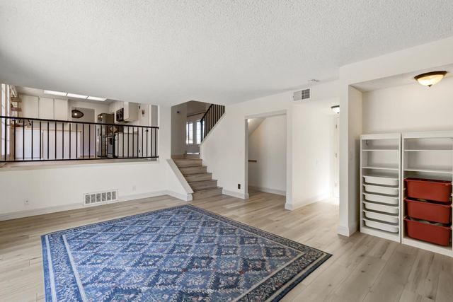 8191 Canyon Oak Dr, Citrus Heights, CA 95610