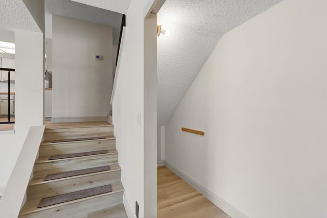 8191 Canyon Oak Dr, Citrus Heights, CA 95610