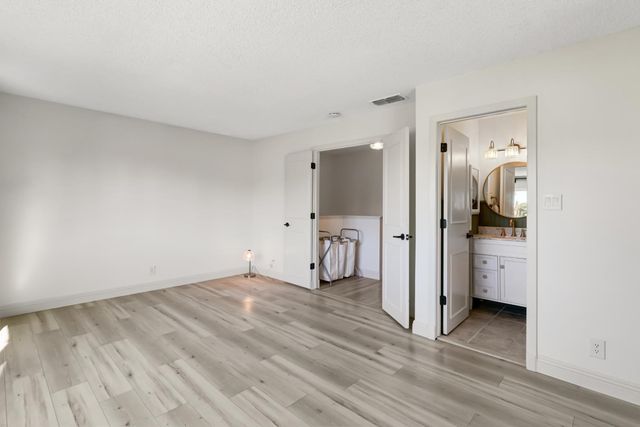 8191 Canyon Oak Dr, Citrus Heights, CA 95610