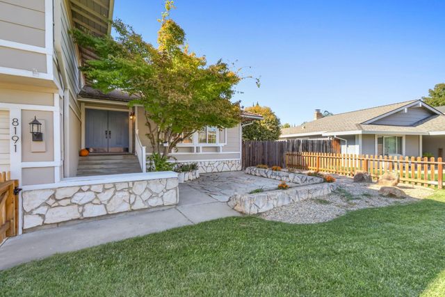 8191 Canyon Oak Dr, Citrus Heights, CA 95610