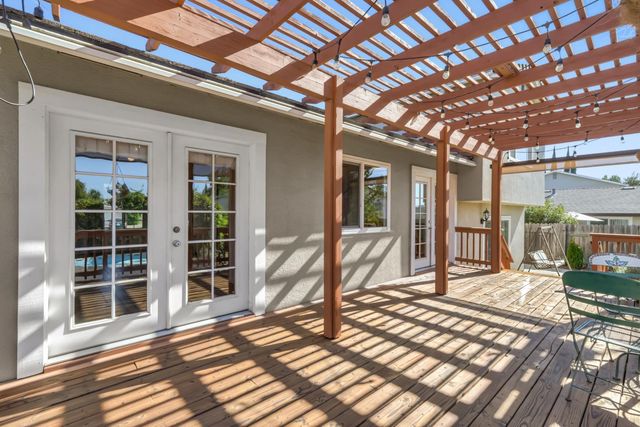 8191 Canyon Oak Dr, Citrus Heights, CA 95610