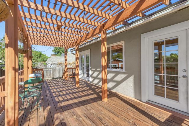 8191 Canyon Oak Dr, Citrus Heights, CA 95610