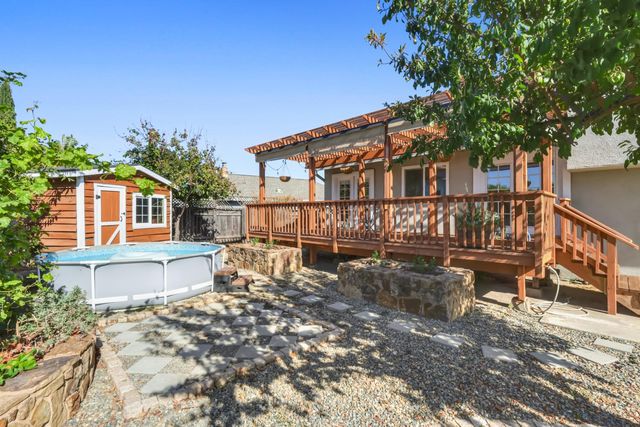 8191 Canyon Oak Dr, Citrus Heights, CA 95610