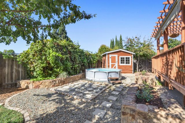8191 Canyon Oak Dr, Citrus Heights, CA 95610