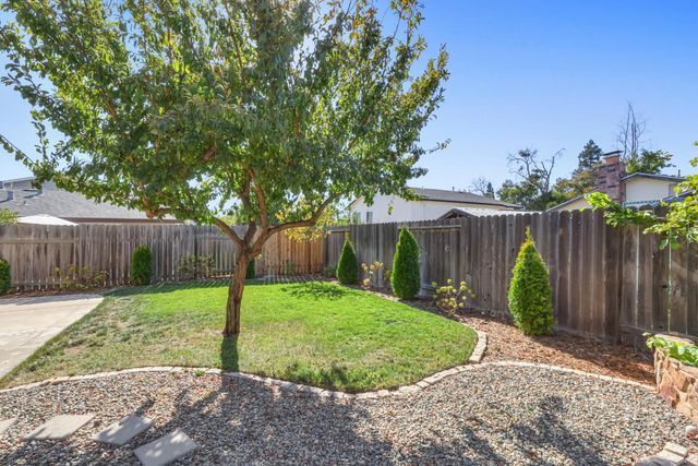 8191 Canyon Oak Dr, Citrus Heights, CA 95610