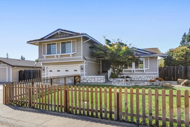 8191 Canyon Oak Dr, Citrus Heights, CA 95610