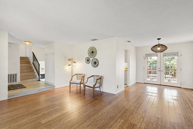 8191 Canyon Oak Dr, Citrus Heights, CA 95610
