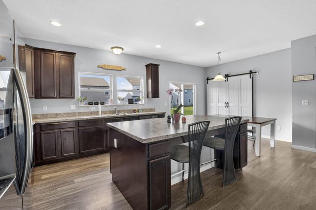 60 Henderson Lane, South Bloomfield, OH 43103