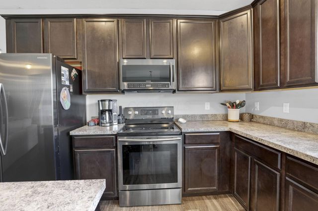 60 Henderson Lane, South Bloomfield, OH 43103