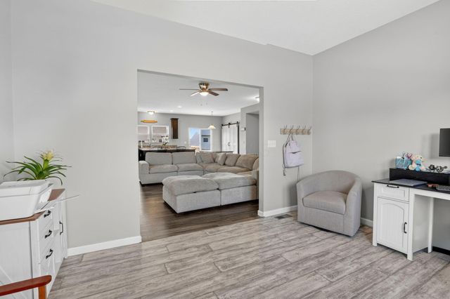 60 Henderson Lane, South Bloomfield, OH 43103