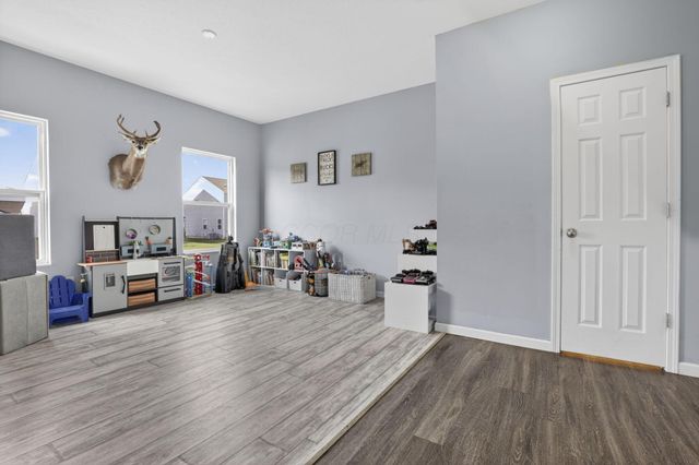 60 Henderson Lane, South Bloomfield, OH 43103