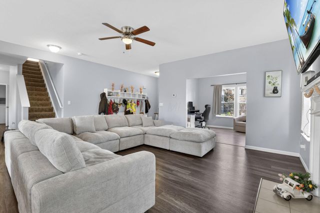 60 Henderson Lane, South Bloomfield, OH 43103